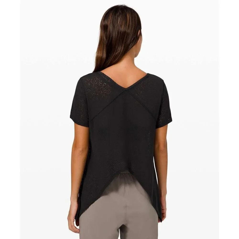 Lululemon Loop Around Short Sleeve Tee In Sheer Black Women’s Size 8 Shirt